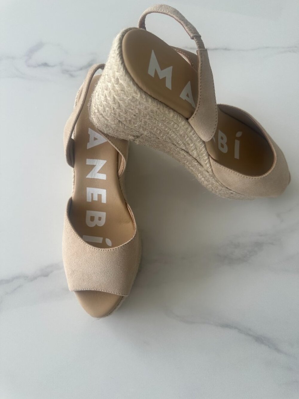 NEW MANEBi Champagne Beige Suede Espadrille Wedges - EU 39 / US 8.5 - 9